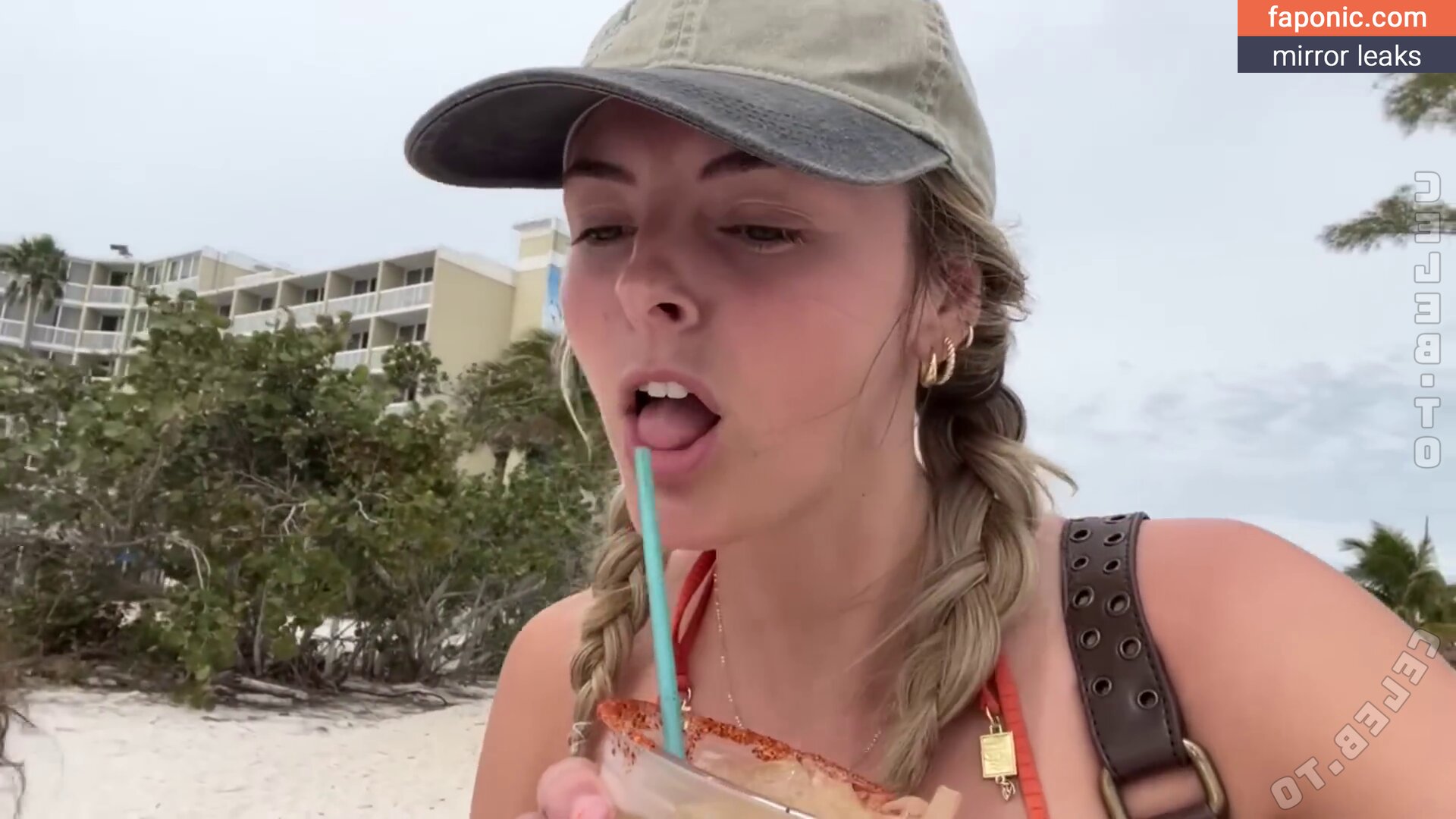 Beez Asmr, beezasmr, brynneharder Nackt-Leaks  Foto #33