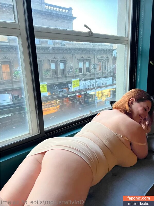 Bel Larcombe / Slice_of_salami_, Bel Larcombe slice_of_salami_, bel_larcombe_ Nackt-Leaks OnlyFans Foto #98