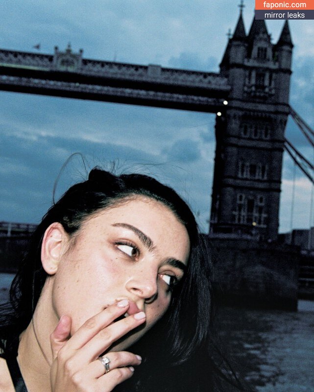 Charli XCX, charli_xcx, charlignarly, charlixcx, https: Nackt-Leaks OnlyFans Foto #84