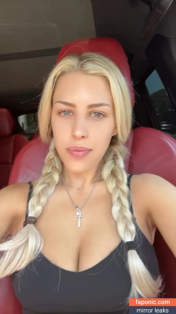 Isabella Maria DeLuca, isabellamdeluca Nackt-Leaks  Foto #2