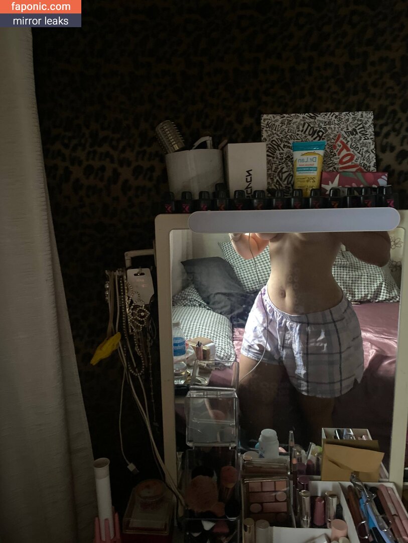 Queency Geollina, q.u.e.e.n.c.y Nackt-Leaks  Foto #8