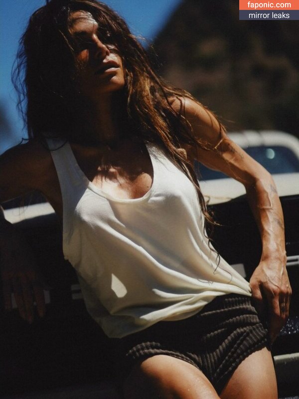 Sarah Shahi, sarahshahi Nackt-Leaks  Foto #81
