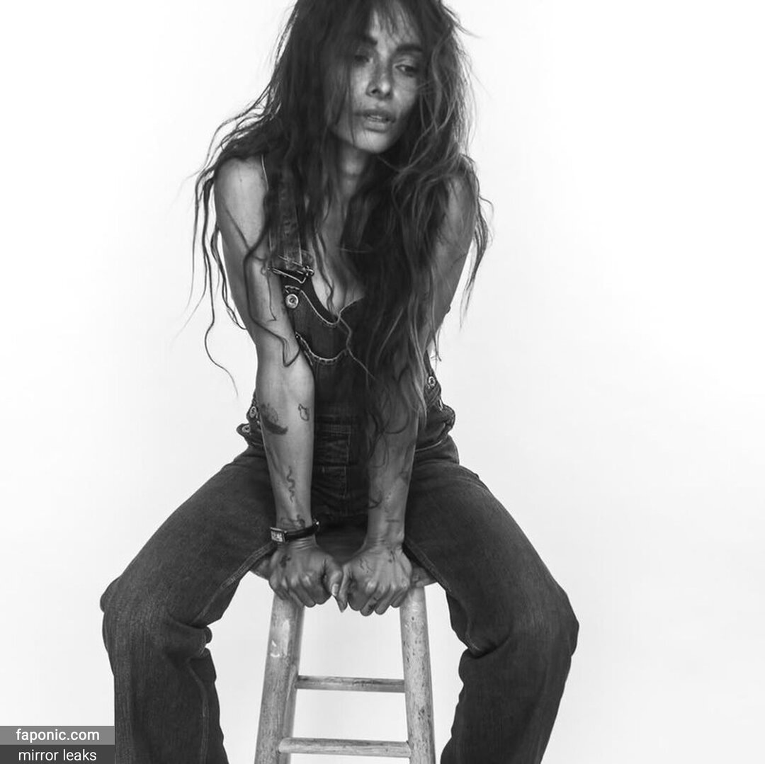 Sarah Shahi, sarahshahi Nackt-Leaks  Foto #88