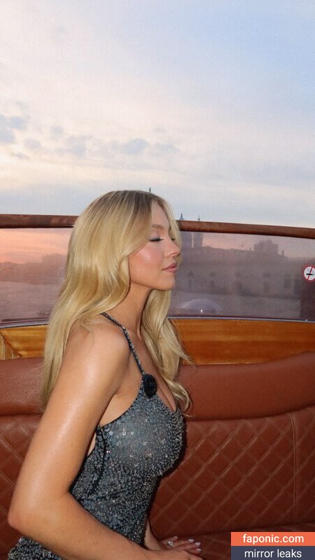Sydney Sweeney, gal_gadot, https:, sydney_sweeney Nackt-Leaks OnlyFans Foto #388