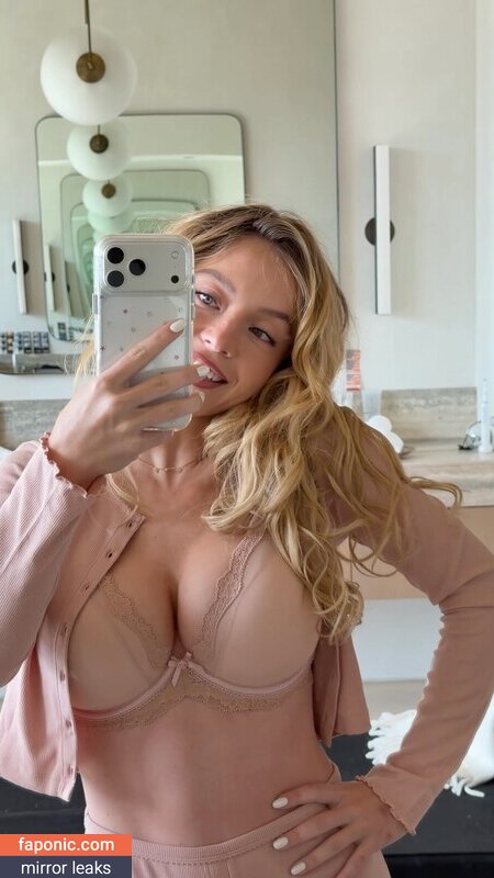 Sydney Sweeney, gal_gadot, https:, sydney_sweeney Nackt-Leaks OnlyFans Foto #485
