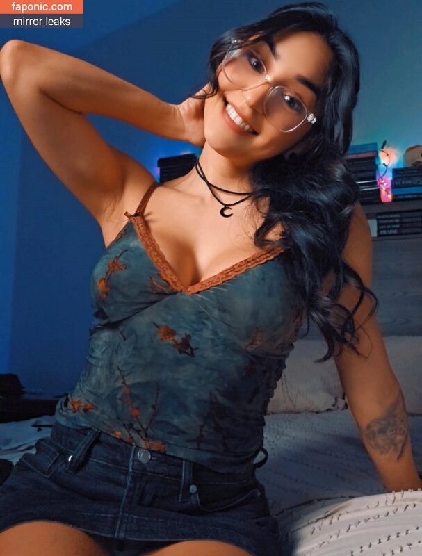 Arianna Lane, ariannaslingerieroom Nackt-Leaks OnlyFans Foto #1