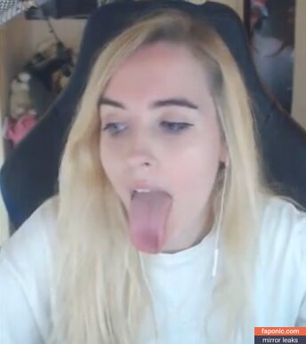 EmilyCC, emilycczz, emjayplays Nackt-Leaks OnlyFans Foto #3