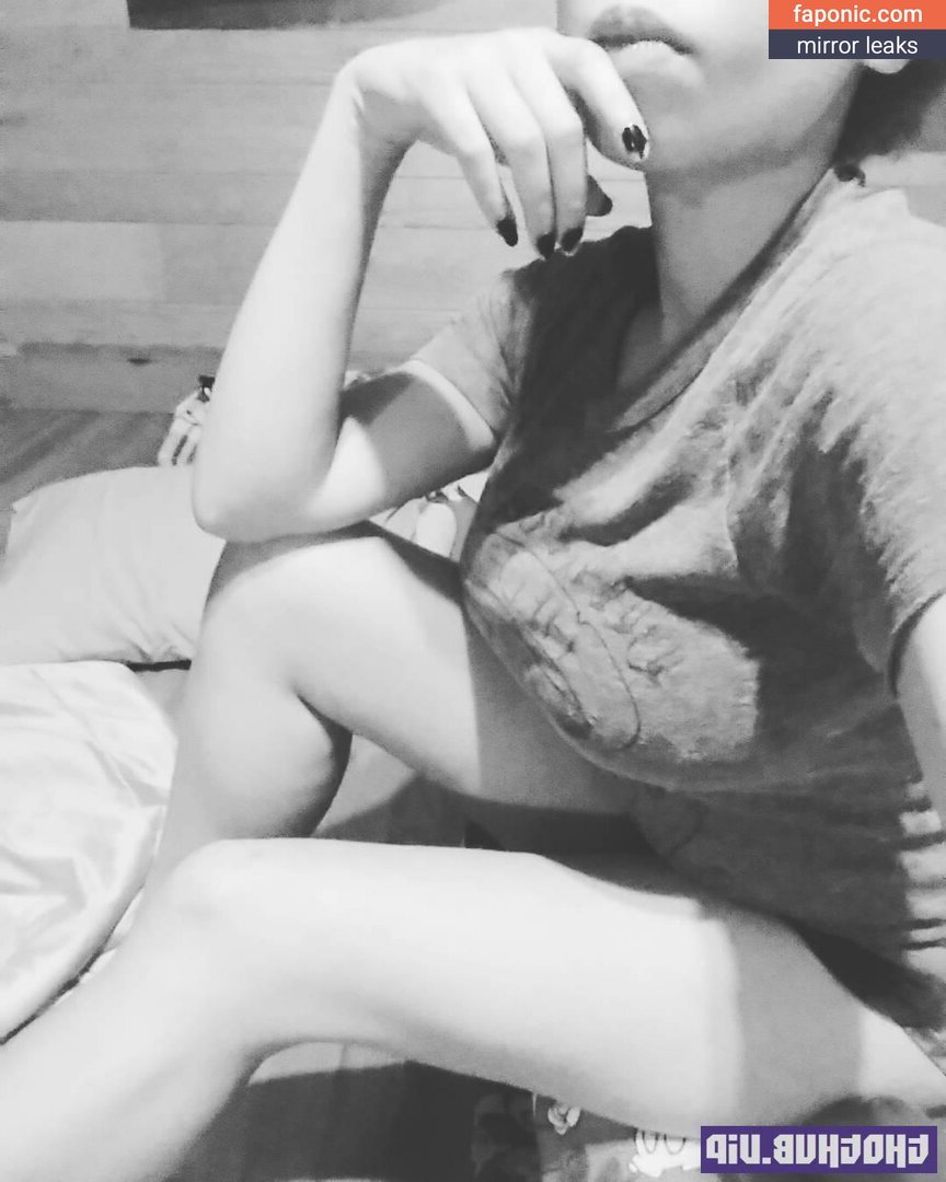 Mikaela Spielberg, Palace_Freak, sugarsencha, vandal_princess Nackt-Leaks OnlyFans Foto #59