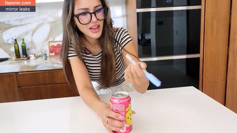 SSSniperWolf Nackt-Leaks OnlyFans Foto #57