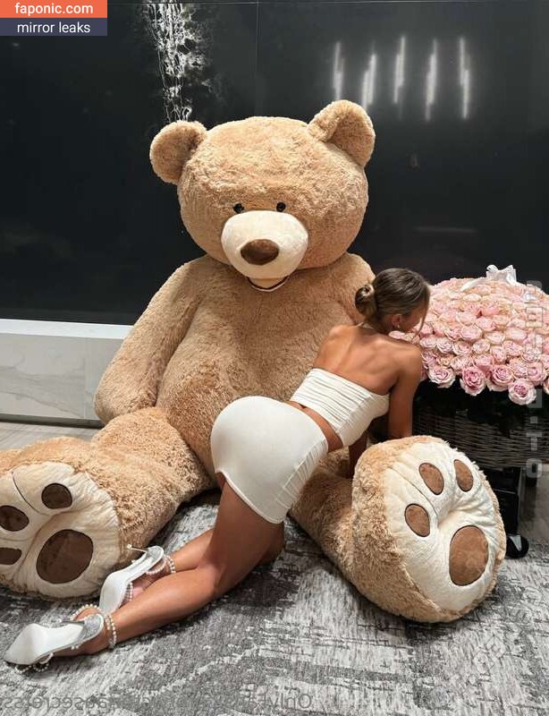 https:, victoriaasecretss, victoriatweeets, victoriaunfiltered Nackt-Leaks OnlyFans Foto #41