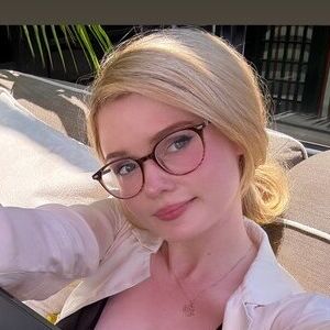 Avalon Warren