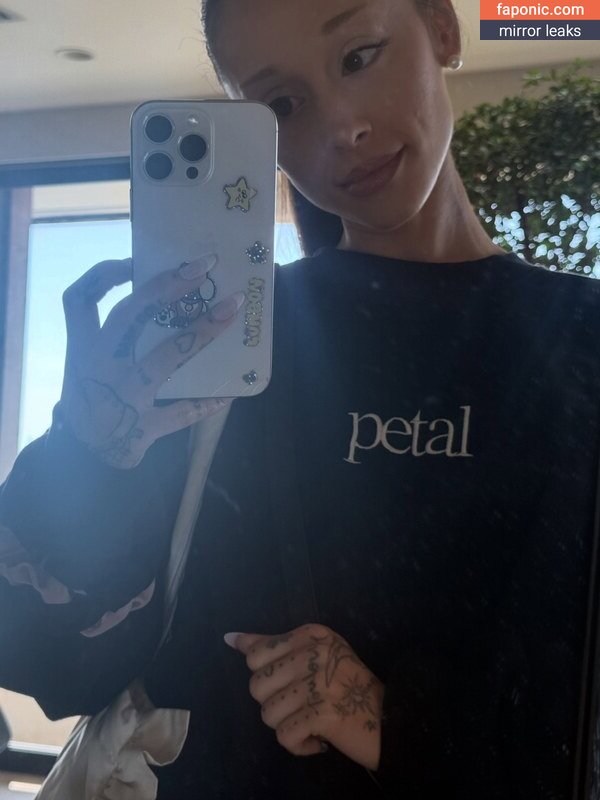 Ariana Grande, arianagrande, biancasotelo14 Nackt-Leaks OnlyFans Foto #194