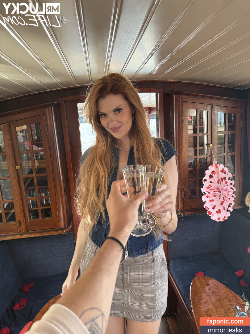 Elly Clutch, PeachGoneWild, ellyclutch, ellyclutchh Nackt-Leaks OnlyFans Foto #138