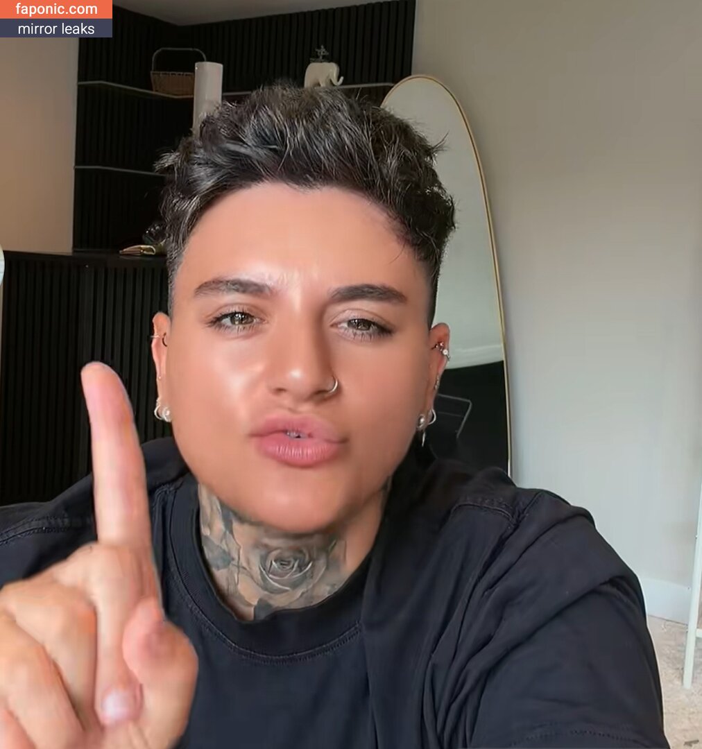 Jess Miller, Jessmillerhub, https:, jessmillerdraws, jessmillerxx Nackt-Leaks OnlyFans Foto #3