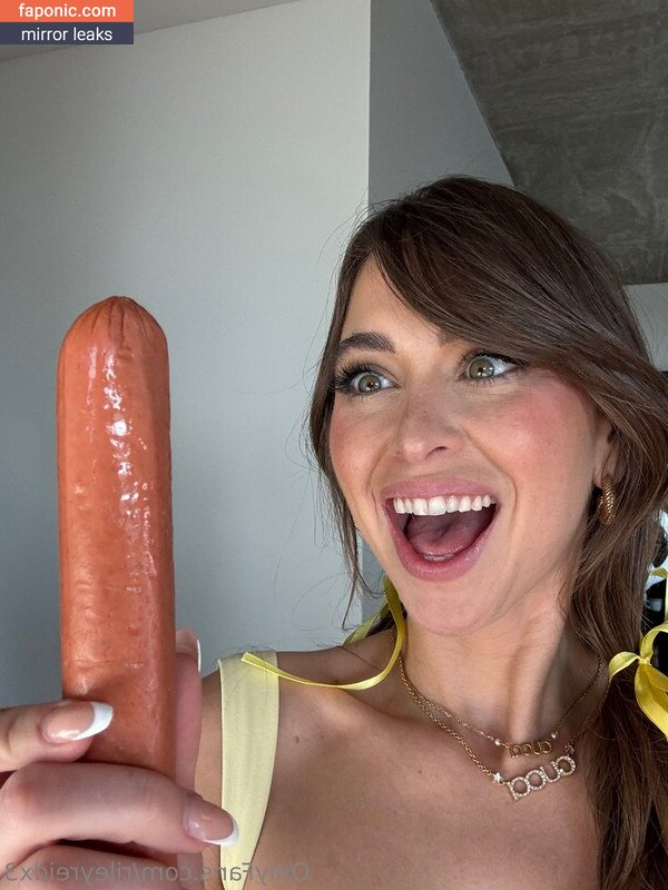 Riley Reid, RileyReidTikTok, hellorileyreid, rileyreidx3 Nackt-Leaks OnlyFans Foto #3081