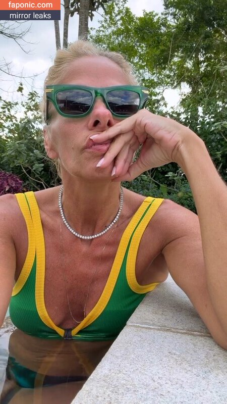 Adriane Galisteu, galisteuoficial Nackt-Leaks  Foto #330