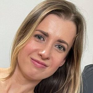 Amelia J Jones