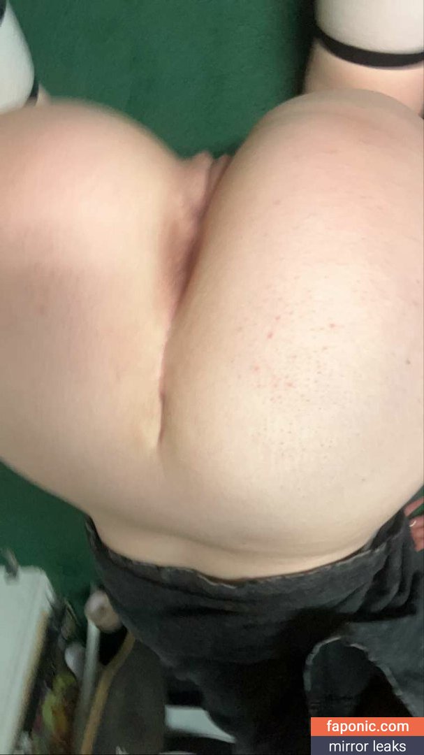 Emalee Small