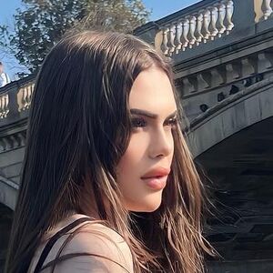 Larissa Ts