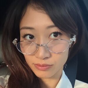 Leenda Dong