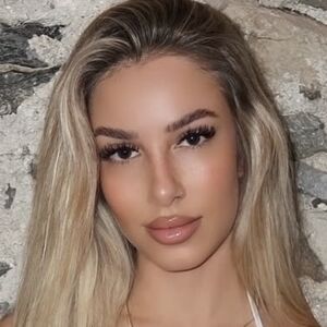 Mara Saro
