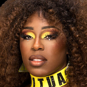 Naomi Wwe