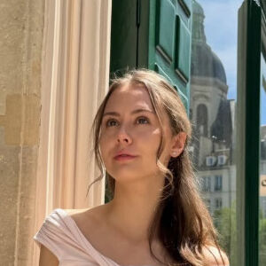 Nina Flash
