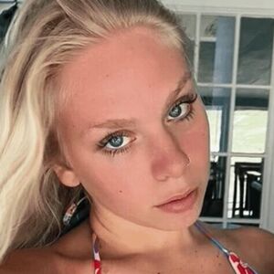 Savanna Calderone